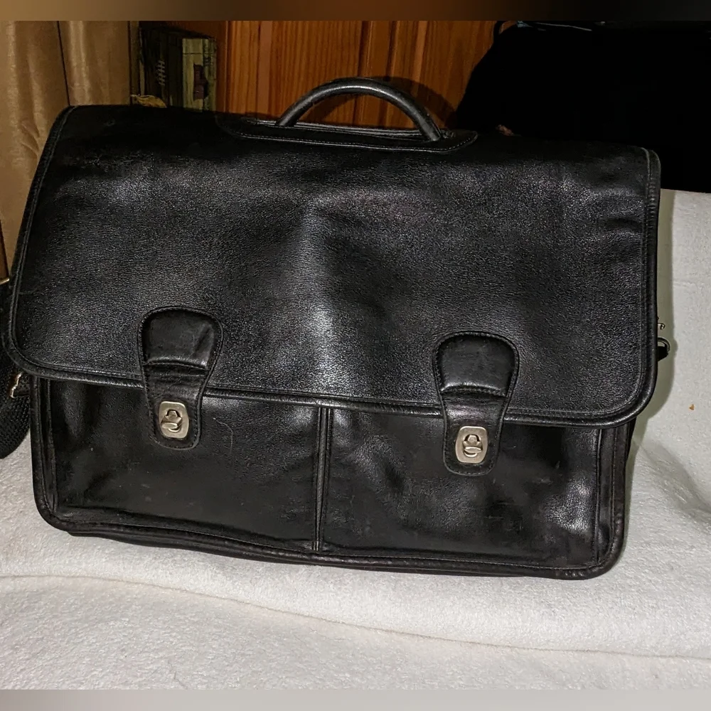 Vintage Coach double turn lock laptop briefcase.0532